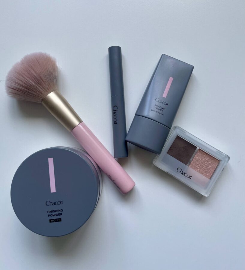 チャコットのメイク用品